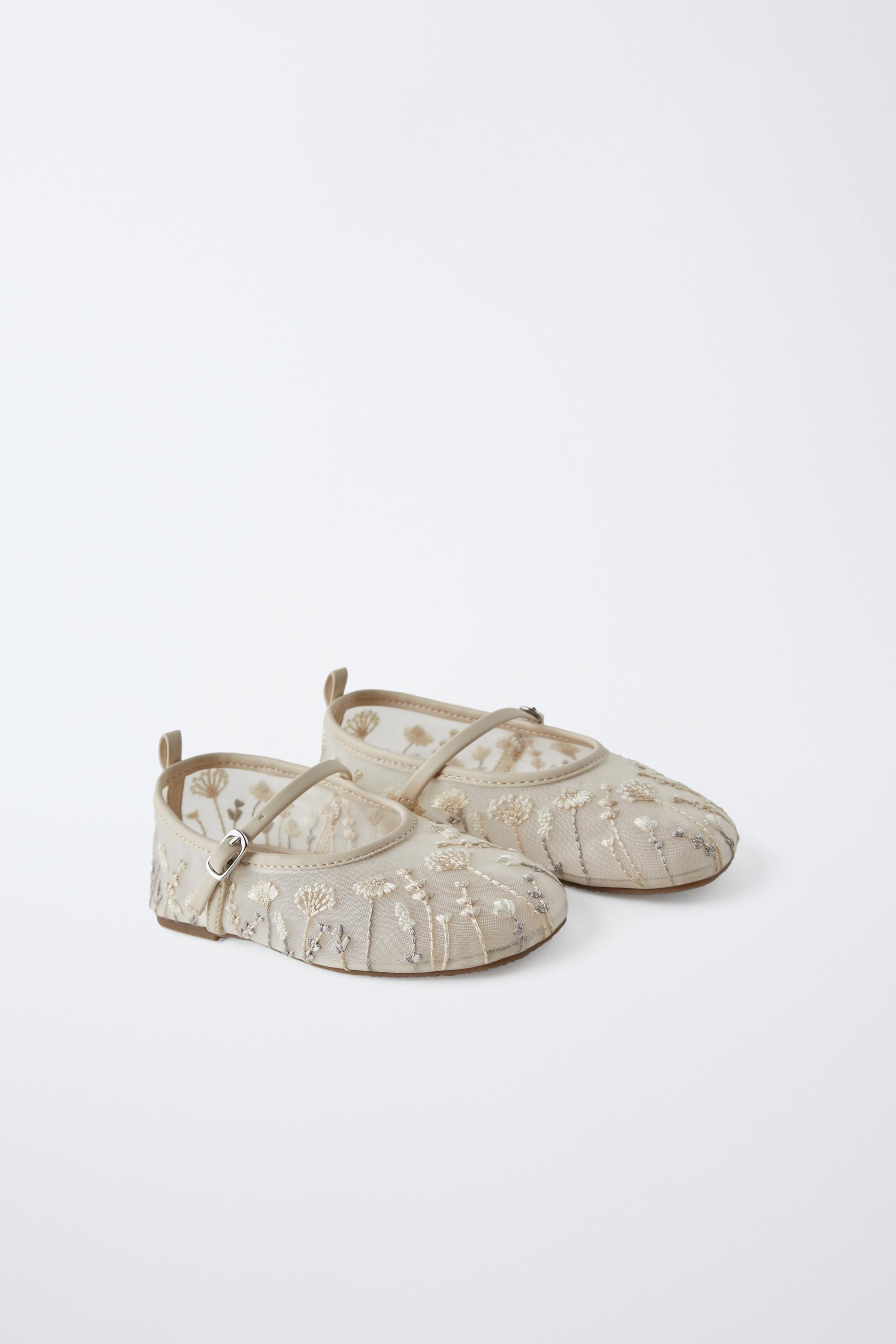 EMBROIDERED BALLET FLATS